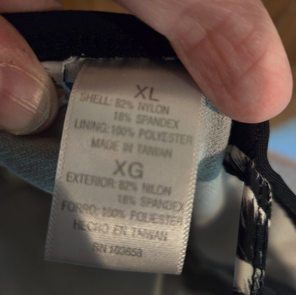 CALI WAVES, Girl's Size XL swimsuit, one piece, black and white, Never Worn - Picture 7 of 7